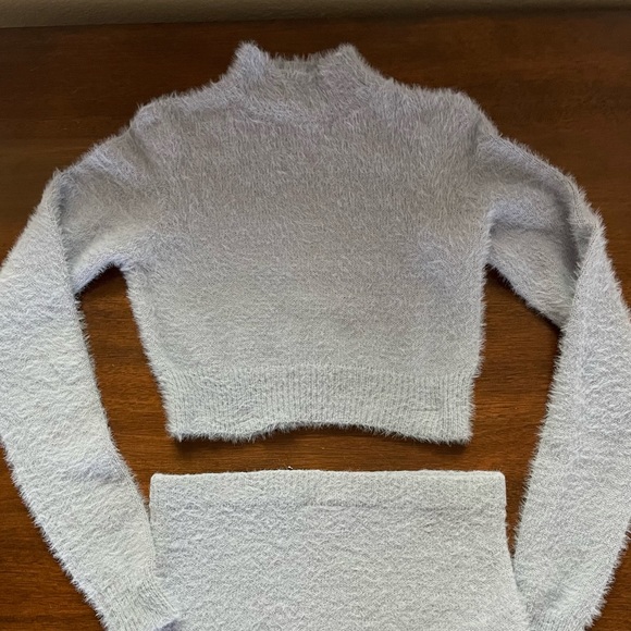 Cropped Eyelash Sweater - 2 Piece Set - Mock Turtleneck & Mini Skirt - Picture 3 of 6